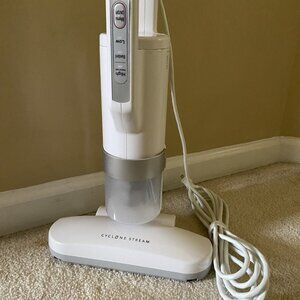 IRIS Mattress Vacuum Cleaner